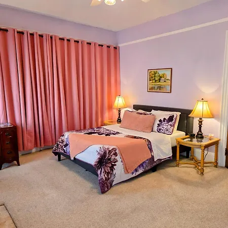 The Kings Throne Inn And Guest House-2